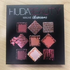 HUDA BEAUTY MAUVE OBSESSIONS